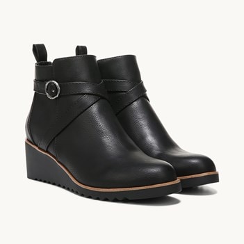 Lifestride deals wedge boots