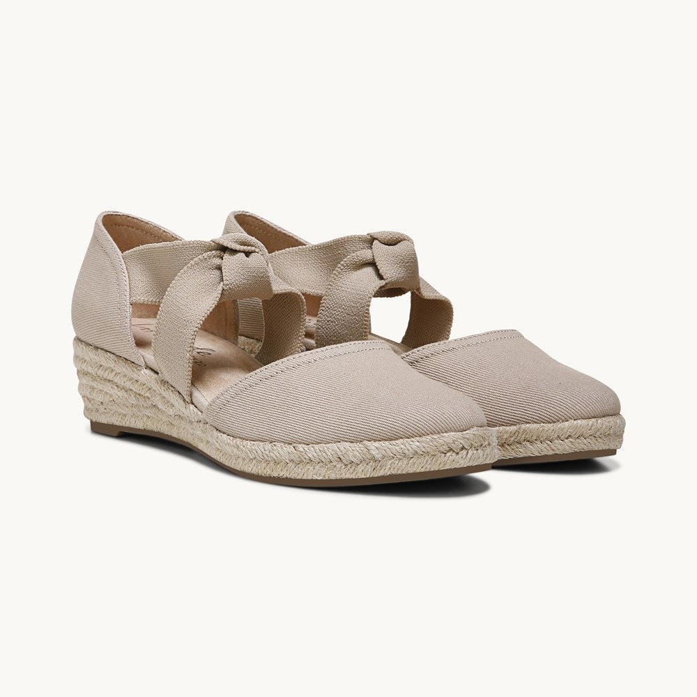 Lifestride hot sale espadrille wedge