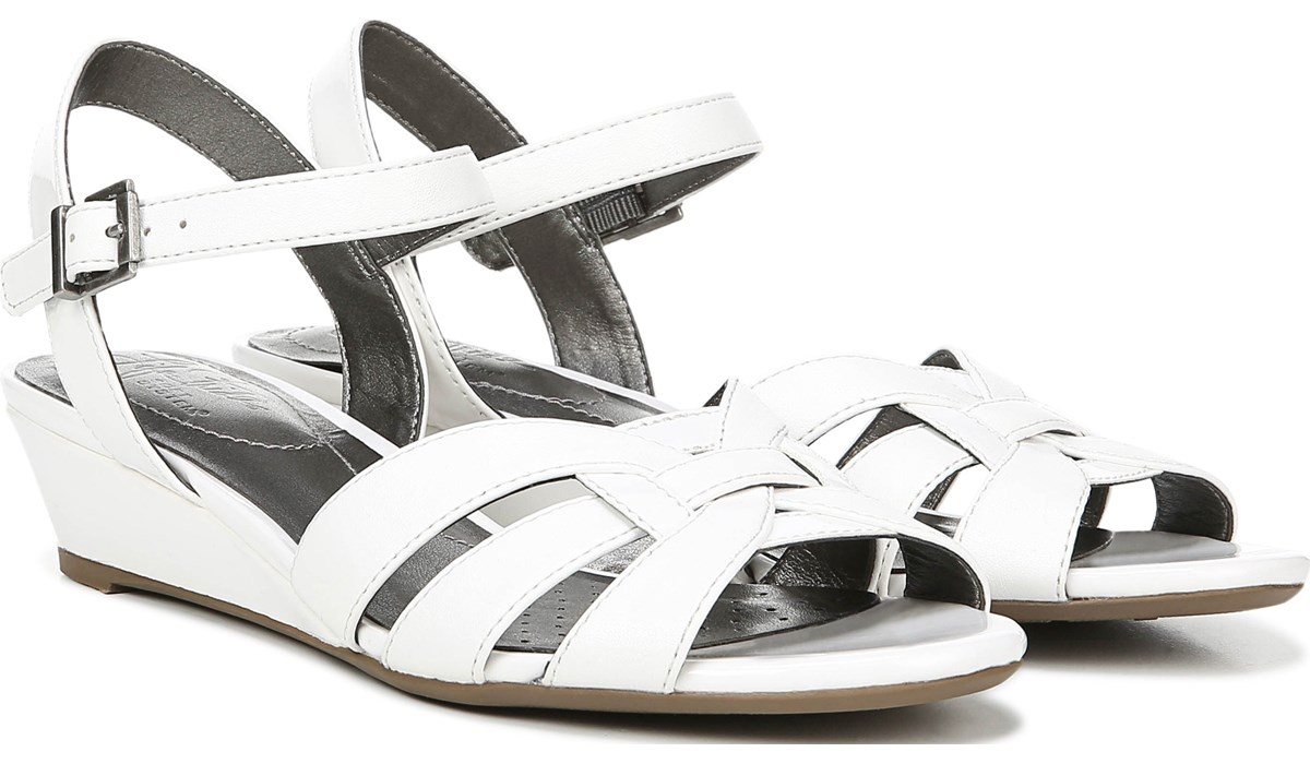 life stride white sandals