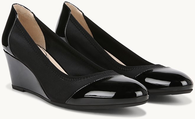 Lifestride wedge pumps on sale