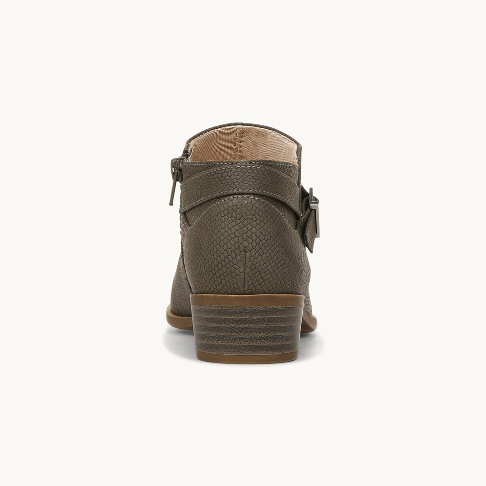 Lifestride shooties top