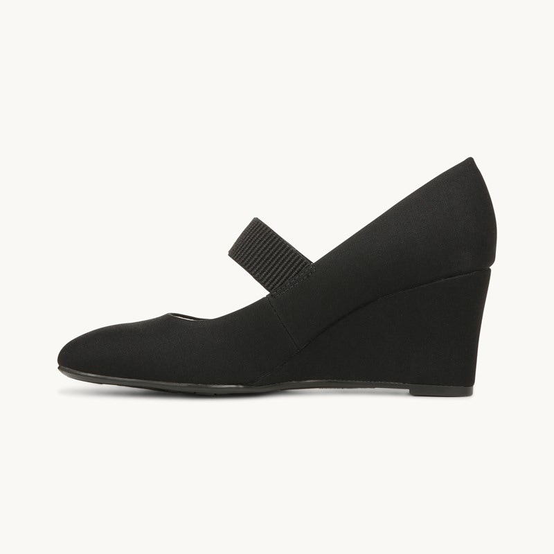 LifeStride Women s Gio Mary Jane Wedge Black 8M