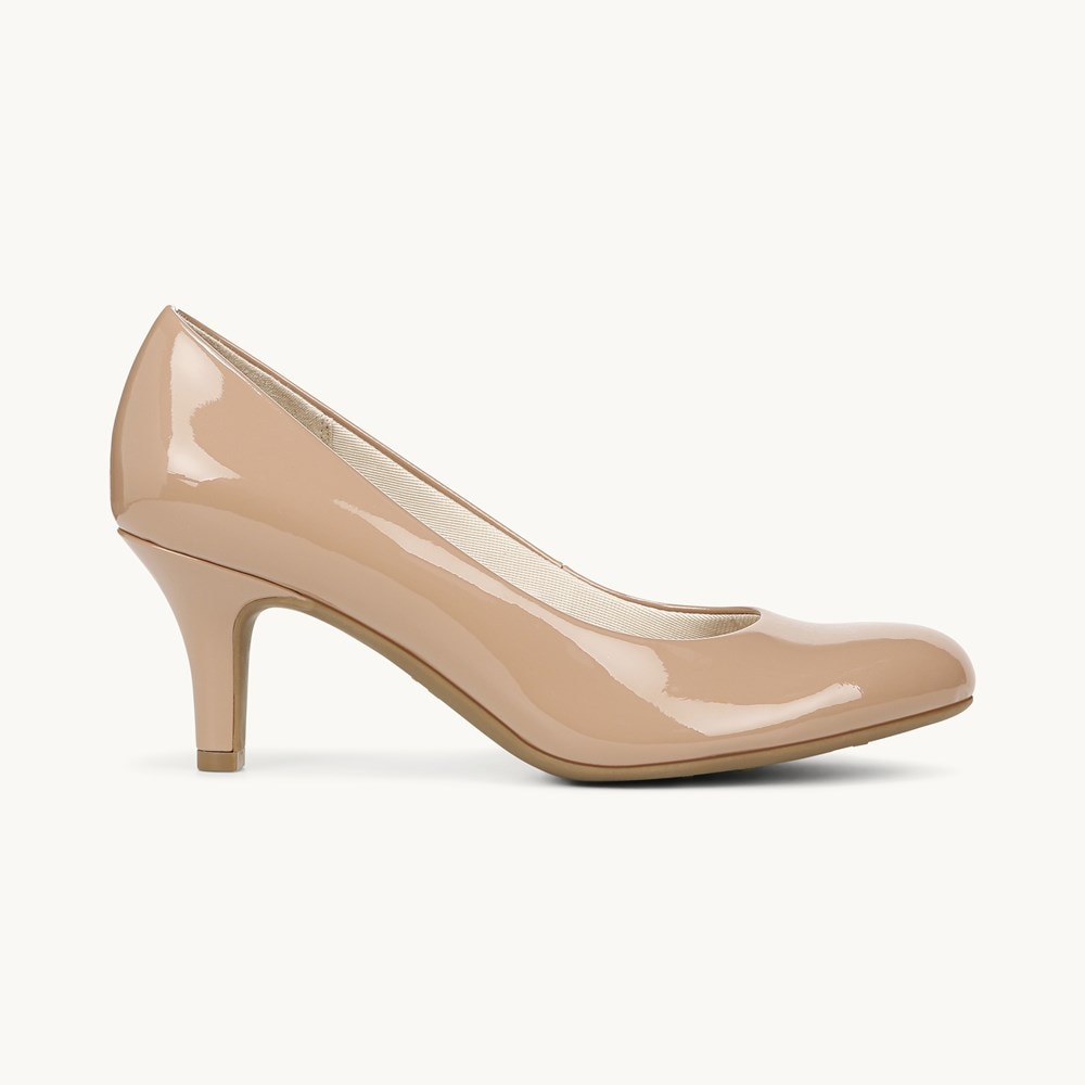 Nude shoes done right