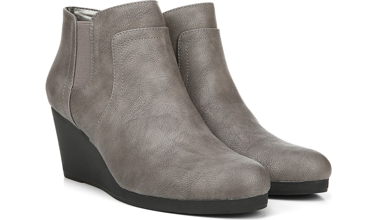 lifestride wedge boots